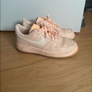 Nike Air Force 1 Pink